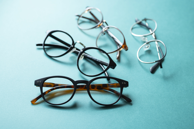 【専門解説】メガネを作るのに資格は「必須ではない」。だからこそ「眼鏡作製技能士」がいるお店を選ぶべき理由とは？